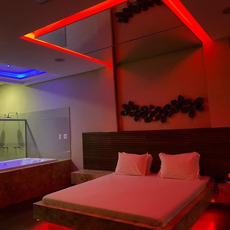 Motel Paris Aparecida de Goiânia Eksteriør bilde